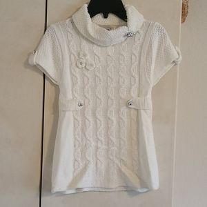 White tunic . Size 6